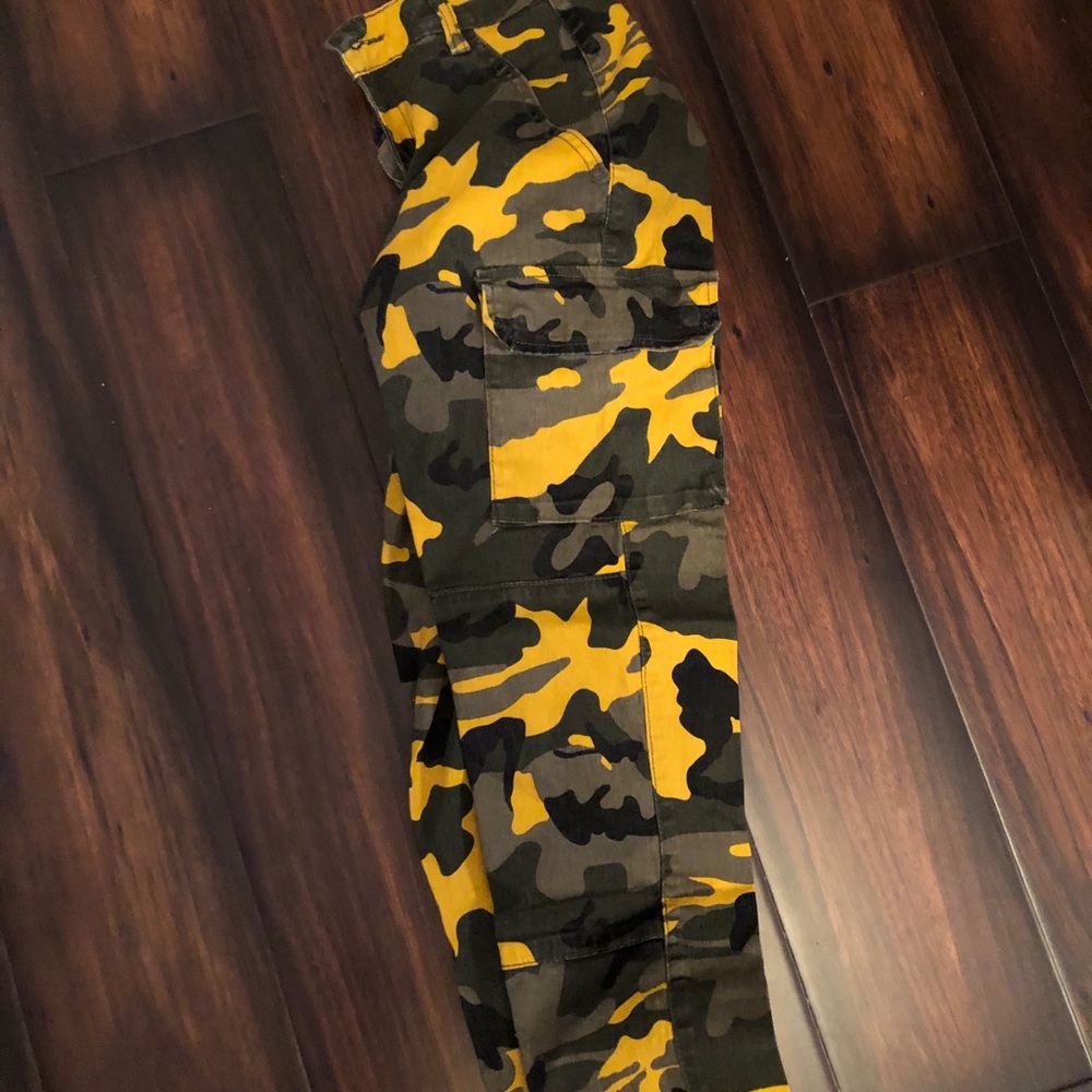 Fashion Nova camp cargos